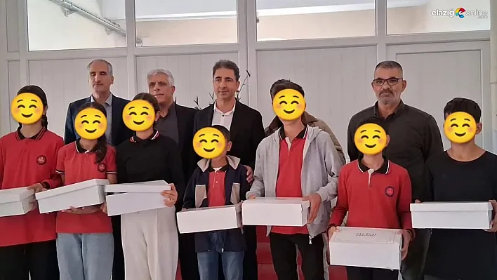 Diyarbakır'da 300 öğrenciye ayakkabı dağıtıldı
