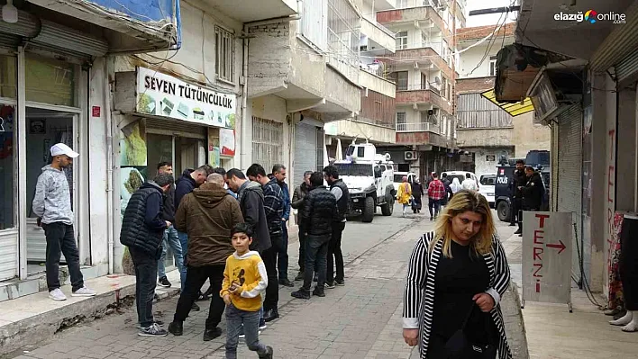 Diyarbakır'da bir şüpheliden, husumetlisinin arkadaşına silahlı saldırı