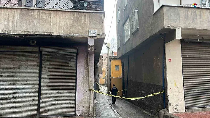 Çıkan yangında baba feci şekilde can verdi