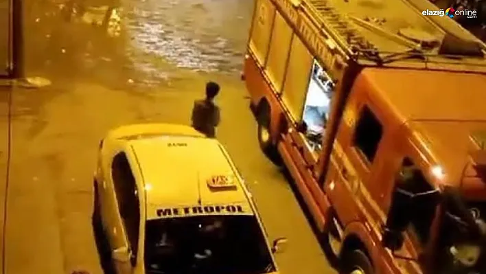 Bina sakinleri yangından çocuklarıyla koşarak çıktı