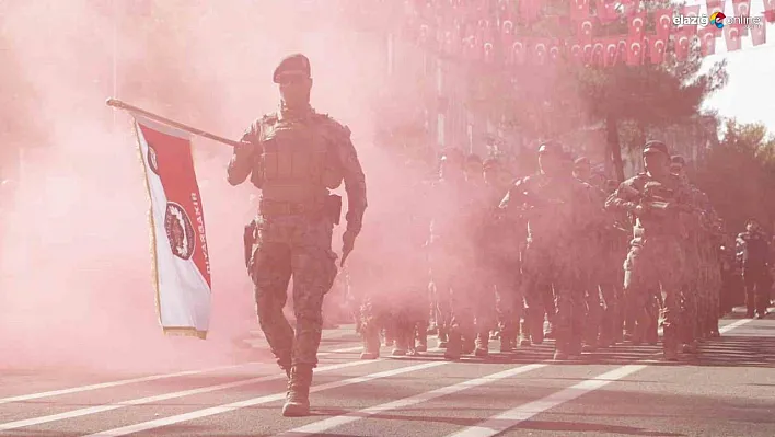 Diyarbakır'da cumhuriyet kutlaması