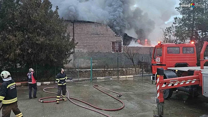 Diyarbakır'da depo yangını