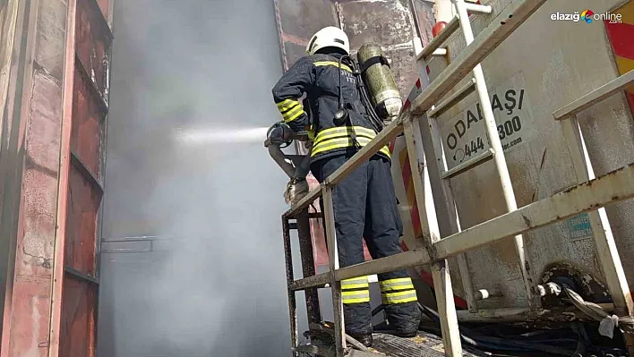 Diyarbakır'da depo yangını