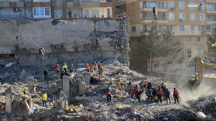 77 kişiye mezar olan binanın inşasında elverişsiz malzeme kullanılmış