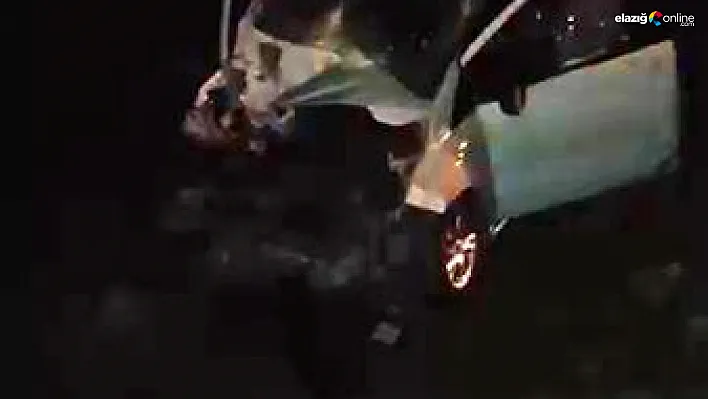 Diyarbakır'da hafif ticari araç ile traktör çarpıştı: 2 yaralı