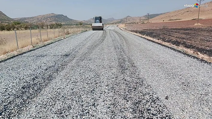 Diyarbakır'da iki ilçeyi bir birine bağlayan yol asfaltlandı