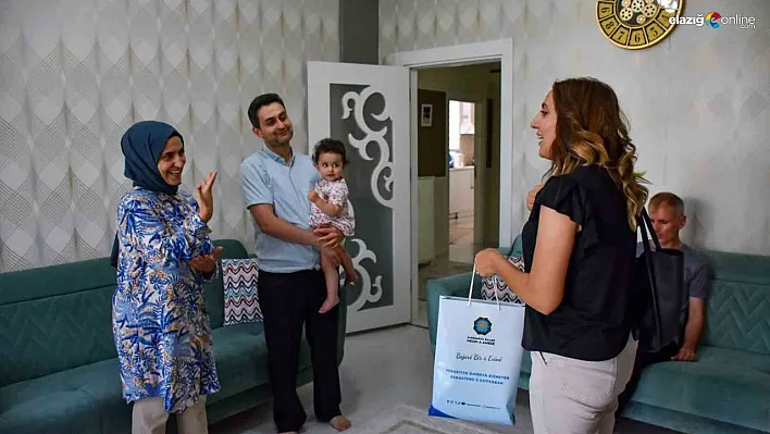 Diyarbakır'da işitme engelli ailelere 'Titreşimli Bebek Telsizi' desteği