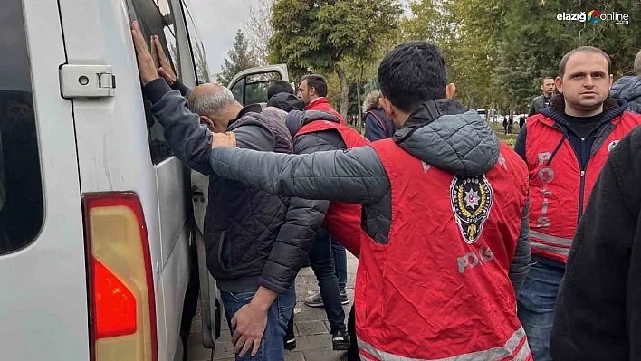 Diyarbakır'da izinsiz gösteriye polis müdahalesi