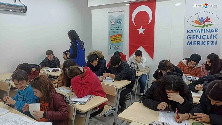 Diyarbakır'da öğrenciler İngilizceyi oyun oynayarak öğreniyor