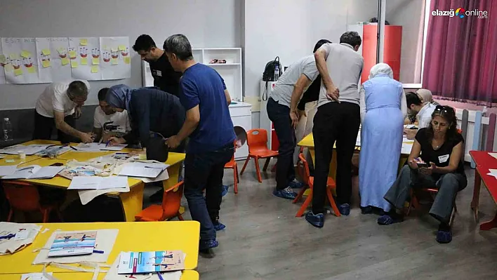Diyarbakır'da Öğretmenlere Özel Mesleki Gelişim Eğitimi