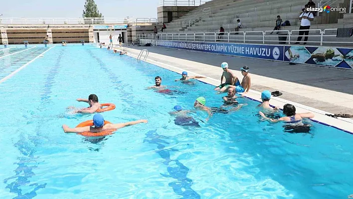 Diyarbakır'da otizmli bireyler için yüzme dersi başladı