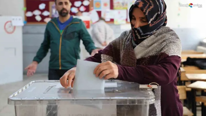 Diyarbakır'da oy verme işlemi başladı