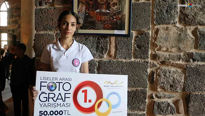 Diyarbakır'da sanatla buluşan genç yetenekler ödüllerini aldı