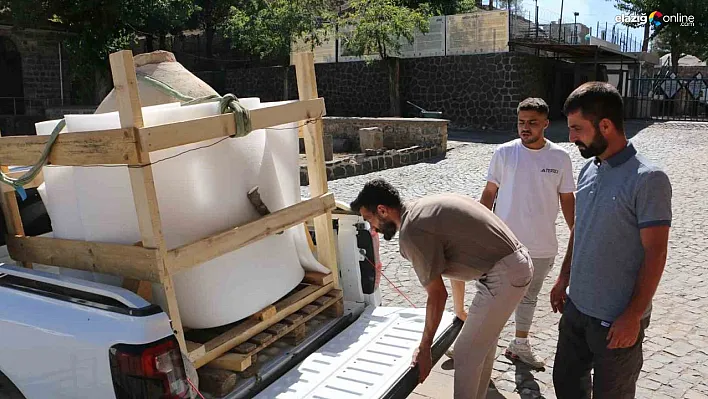 Diyarbakır'da vatandaşın evinde bulundurduğu tarih eser pitos müzeye taşındı