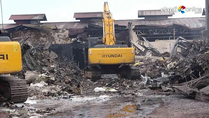 Diyarbakır'daki fabrika yangınının bilançosu ortaya çıktı: 8 bin metrelik alan yandı