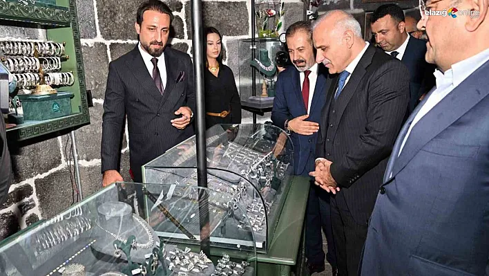 Diyarbakır Hasırevi açıldı