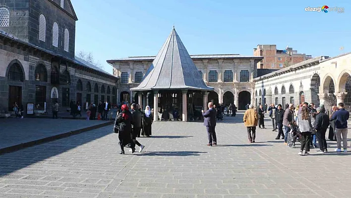 Diyarbakır kış aylarında da yerli ve yabancı turistleri ağırlıyor