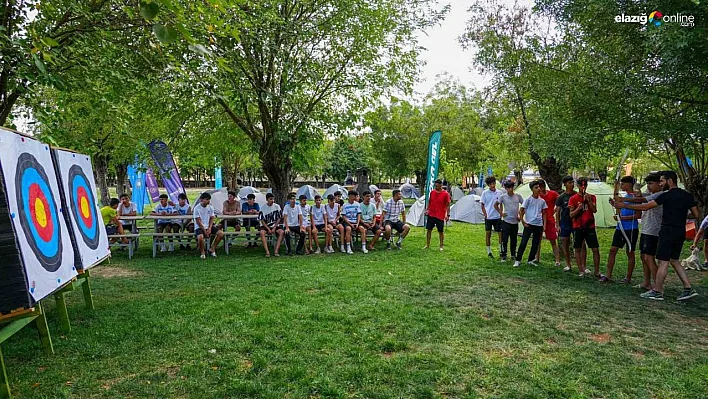 Diyarbakırlı öğrenciler yeni kamp alanında eğleniyor