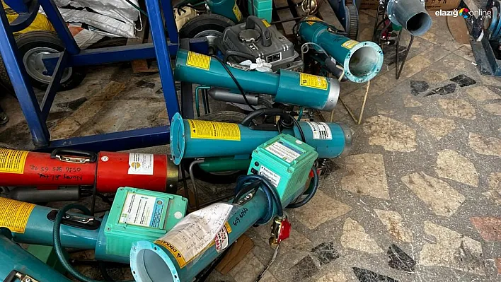 Çiftçilerden ses bombalı önlem!