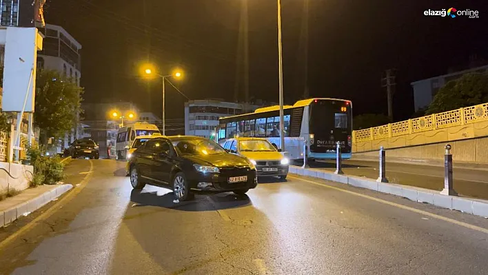 El frenini çekmeyi unuttu, trafik kilitlendi