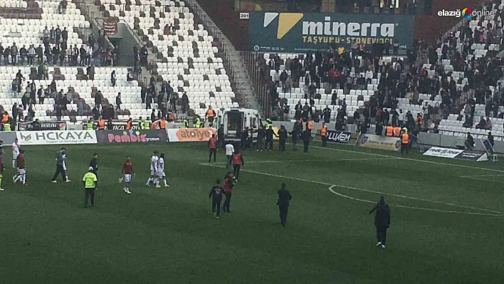 Elazığ'da Ambulansın Sahaya Girişi Tartışma Yarattı!