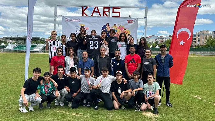 Kars'ta Elazığ Rüzgarı: Atletizm Takımlarından Türkiye Finali Bileti!