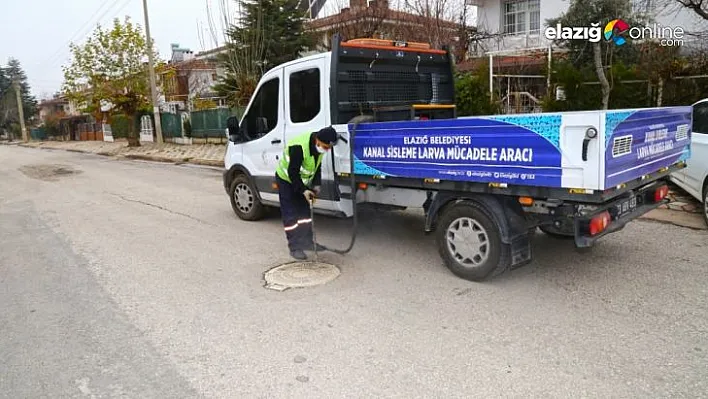 Elazığ Belediyesi larvalara karşı kış mücadelesine devam ediyor