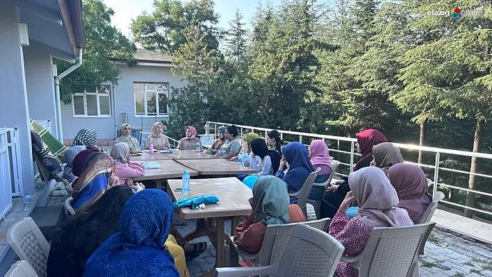 Elazığ Belediyesi'den öğrencilere anlamlı program!