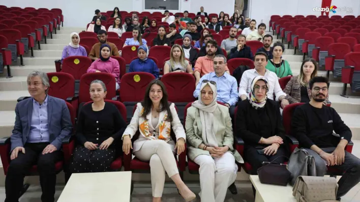 Elazığ'da 'Dijital çağda radyoda yayın ve yapım' paneli