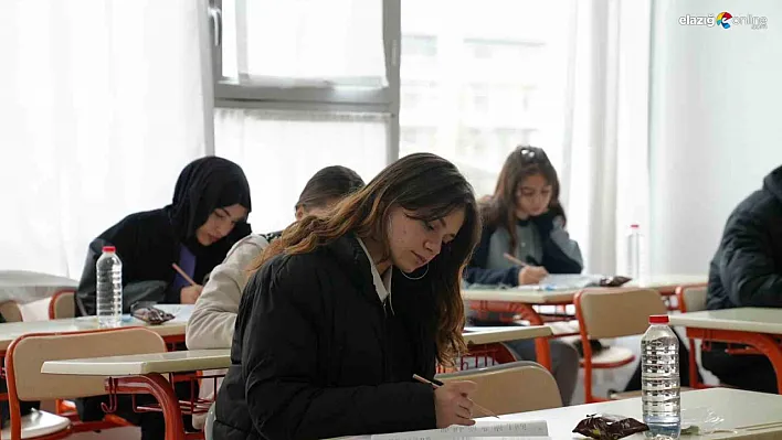 Elazığ'da 'Gelecek Sensin' Projesi ile Üniversite Hazırlıklarına Tam Destek