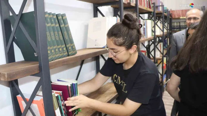 Elazığ'da öğrencilere büyük kitap desteği: 'Hediyem Kitap Olsun' kampanyası başladı