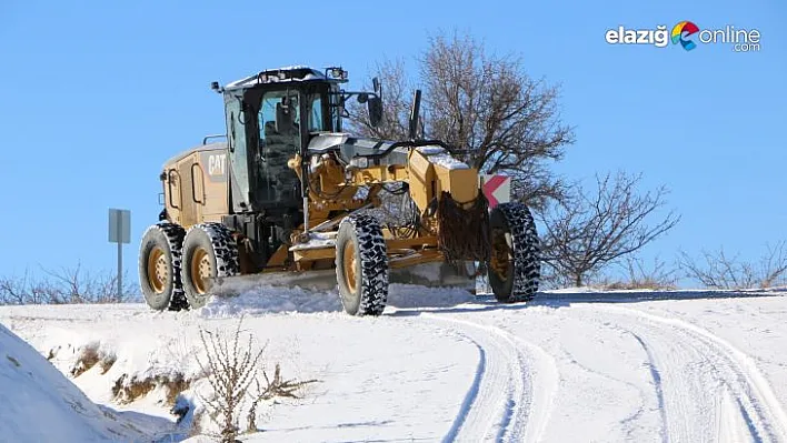 Elazığ'da 13 köy yolu ulaşıma kapandı