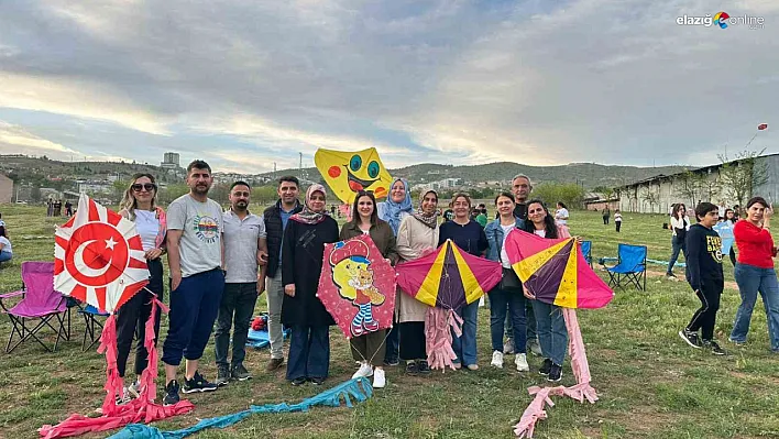Ankara Ortaokulu'ndan Elazığ'da Gökyüzünü Renklendiren Etkinlik!