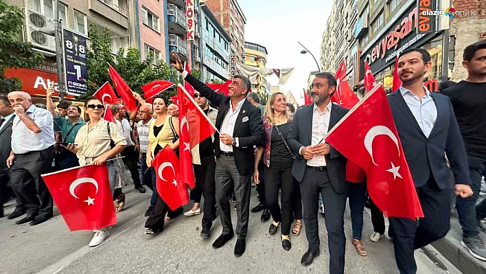 30 Ağustos Zafer Bayramı Elazığ'da yürüyüş ile kutlandı