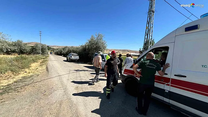 Kovancılar'da Trafik Kazası! Direğe Çarpan Araçta 1 Kişi Yaralandı!