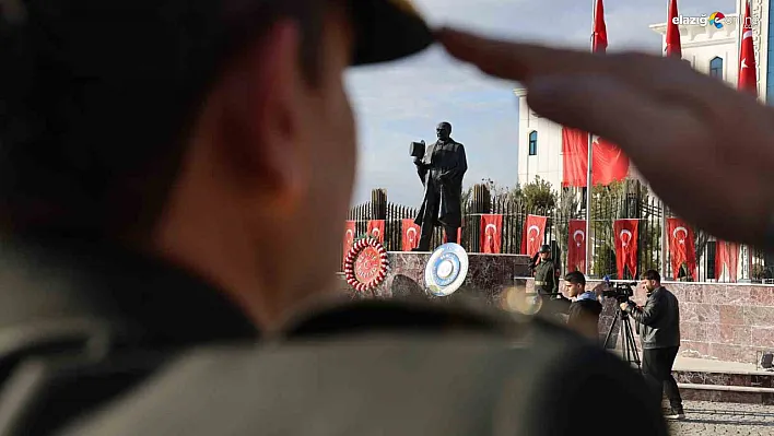 Elazığ'da 10 Kasım'da Atatürk'ü Anma Töreni: Duygu Dolu Anlar Yaşandı