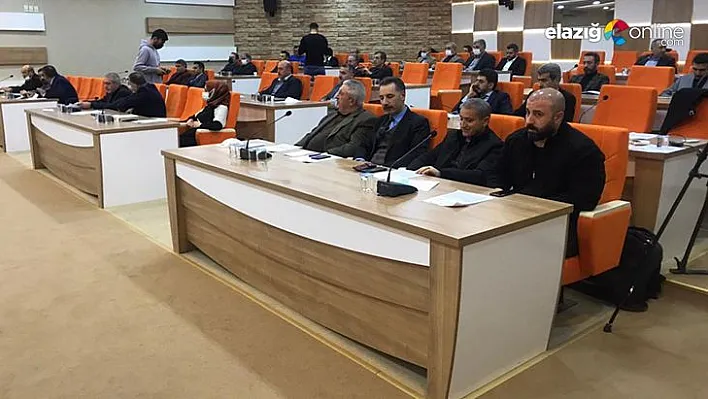 Elazığ'da belediye otobüs ücretlerine zam