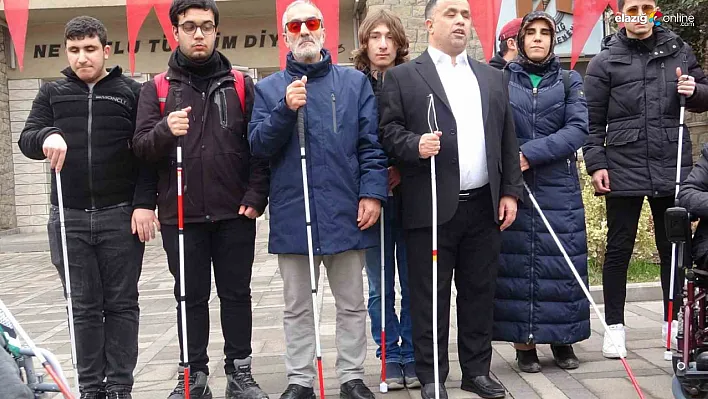 Beyaz Bastonla Elazığ'da Umut Yürüyüşü: Görme Engelliler Haftasında Duygu Dolu Anlar!