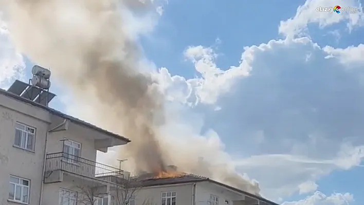 Elazığ'da çatı yangını korkuttu