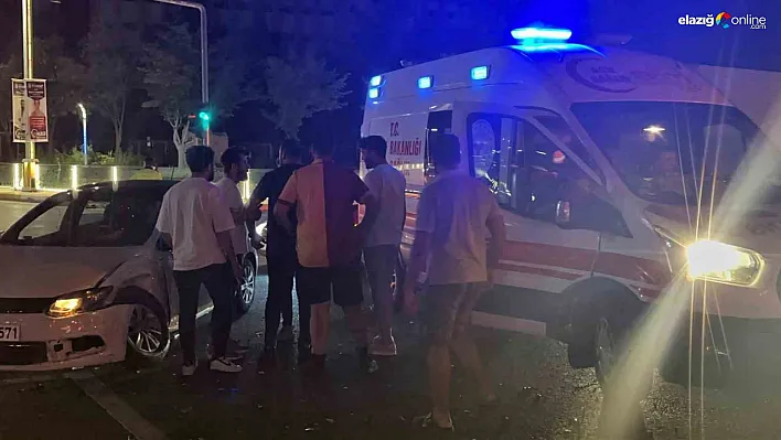 Çayda Çıra Kavşağı'nda feci kaza! 1'i ağır 3 yaralı