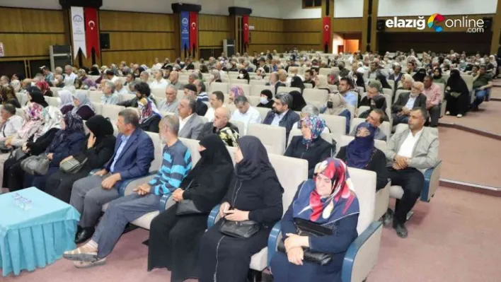 Hacı adaylarına yönelik Hac Eğitim Semineri başladı