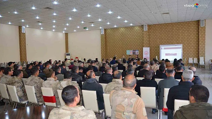 Elazığ İl Jandarma Komutanlığı'ndan KADES ve Trafik Güvenliği Atağı!