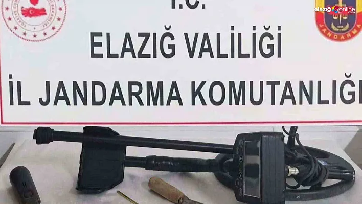 Elazığ'da Kaçak Kazıya Jandarmadan Suçüstü: 2 Şüpheli Yakalandı!