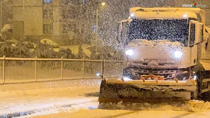 Elazığ'da Karla Mücadele İçin Seferberlik Başladı: Ekipler Trafik Aksamasına Geçit Vermedi!