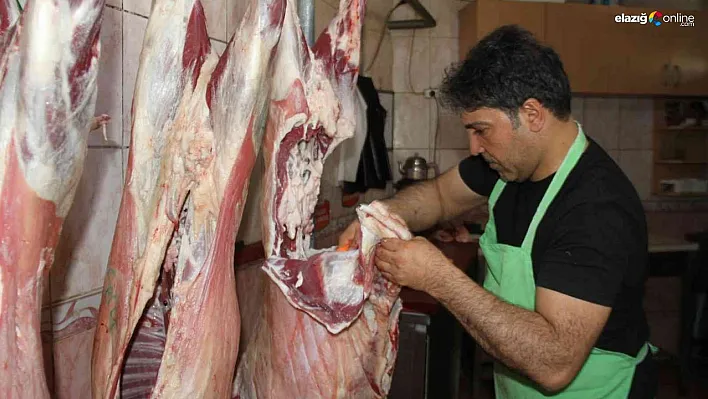 Elazığ'da kasapların yoğun mesaisi