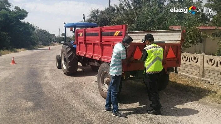 Elazığ'da kazalara karşı önlem, römorklara reflektör takıldı