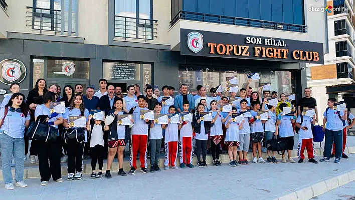 Elazığ Kick Boks Kuşak Sınavlarında Tüm Sporcular Yeni Kuşaklarına Kavuştu!