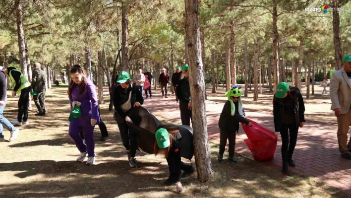 Elazığ'da 'Ormanlar İçin El Ele' Projesi: Gençler Mesire Alanında Çevre Temizliği Yaptı