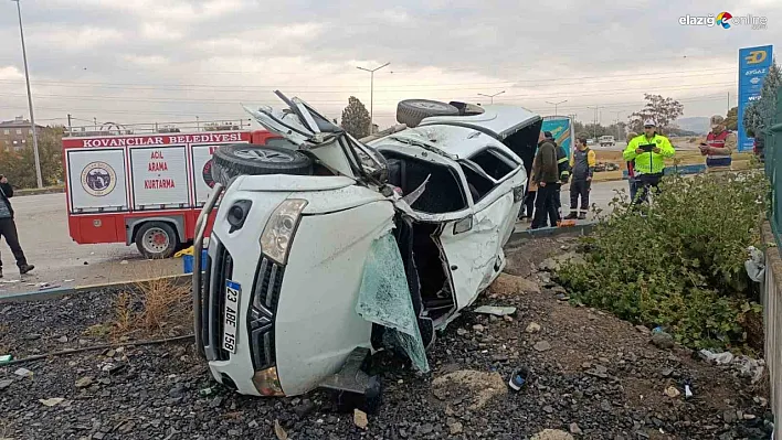 Kovancılar'da Yağış Sonrası Feci Kaza: Otomobil Takla Attı, 2 Yaralı