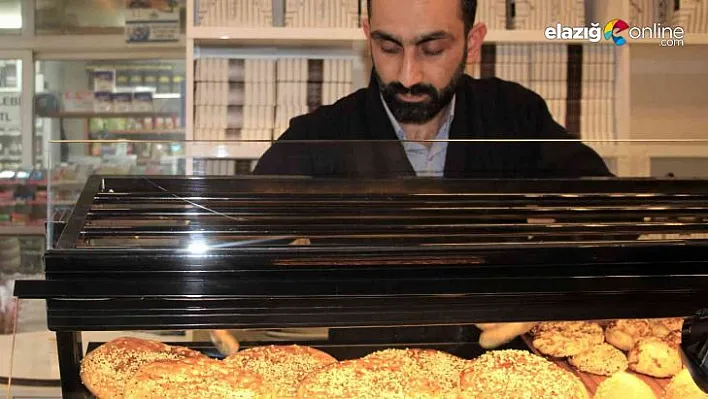 İftar sofralarının vazgeçilmezi nohut ekmeği tezgahlardaki yerini aldı